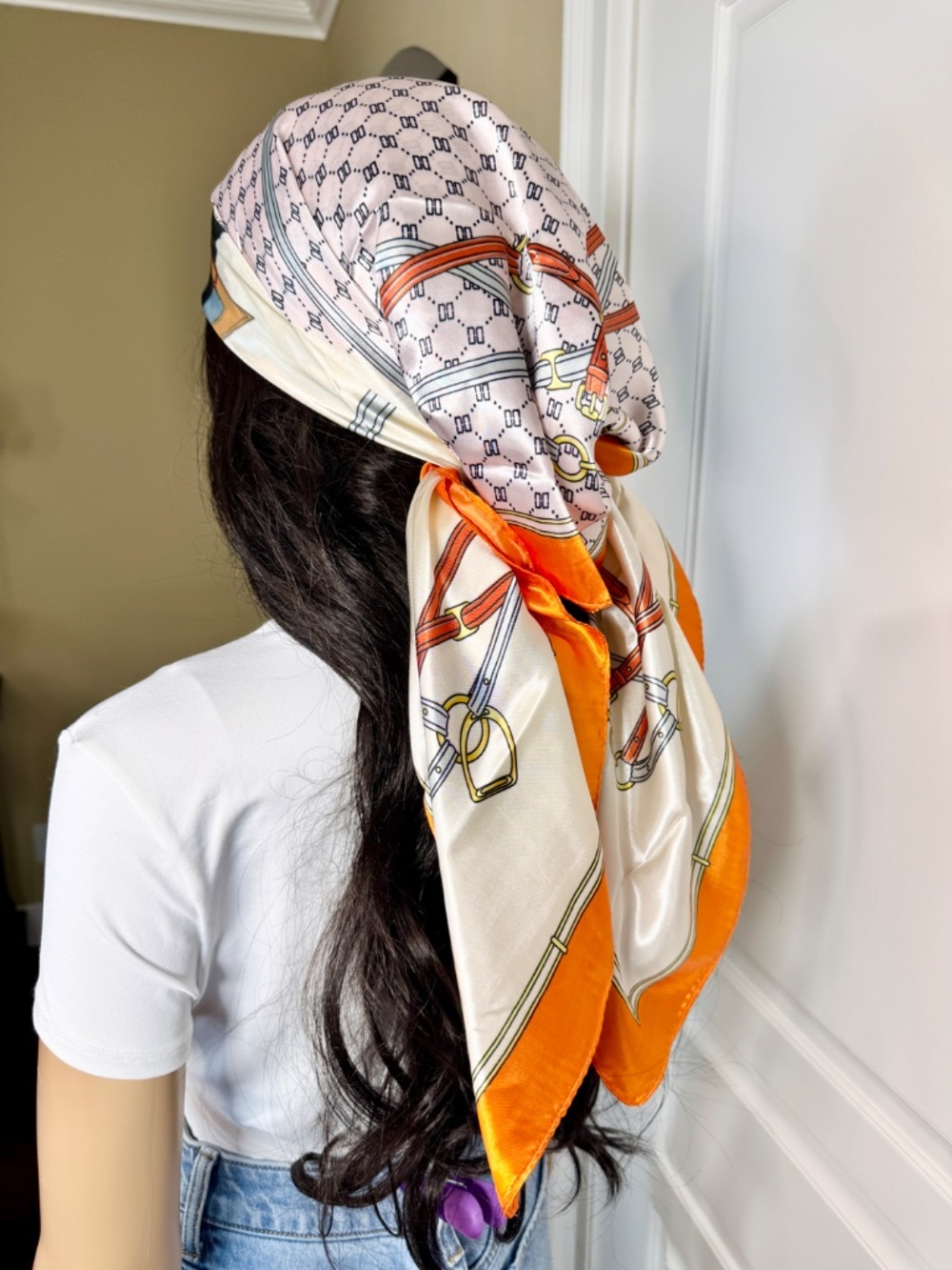 WOMEN'S ORANGE SILKY FEEL ABSTRACT PRINTED SQUARE SCARF - NEW IN PACKAGE - Picture 3 of 13